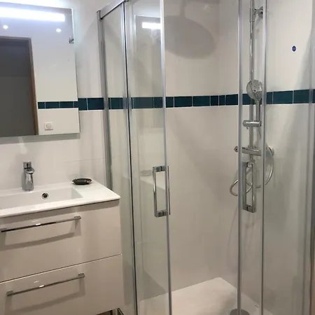 Grange Gaia Sur Riviere בית נופש Taussac