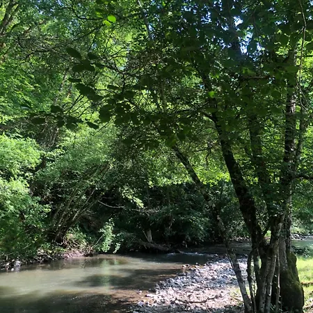 Grange Gaia Sur Riviere Сasa de vacaciones *