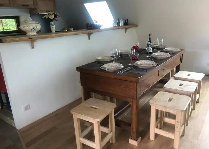 Grange Gaïa Sur Rivière * Taussac